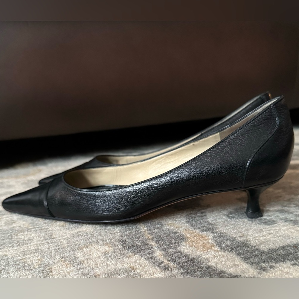 Gucci Black Leather Pointed Toe Kitten-Heel Pumps
